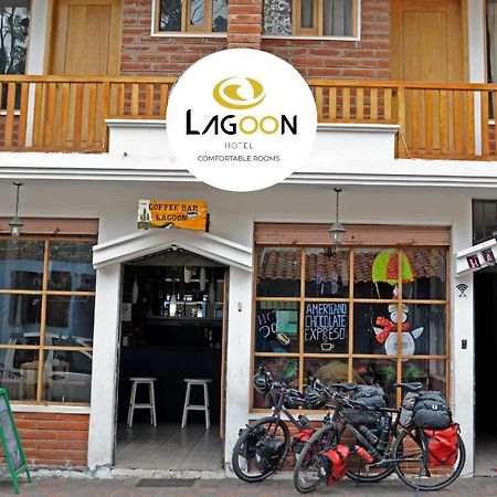 Lagoon Hotel Chugchilán 外观 照片
