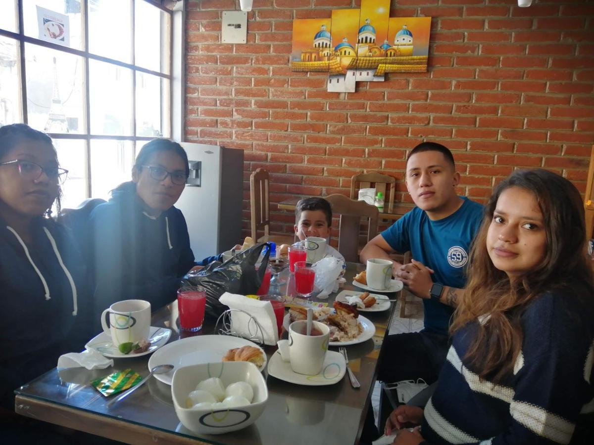 Lagoon Hotel Chugchilán 外观 照片