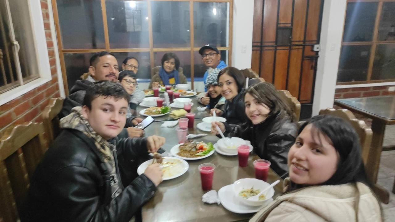 Lagoon Hotel Chugchilán 外观 照片