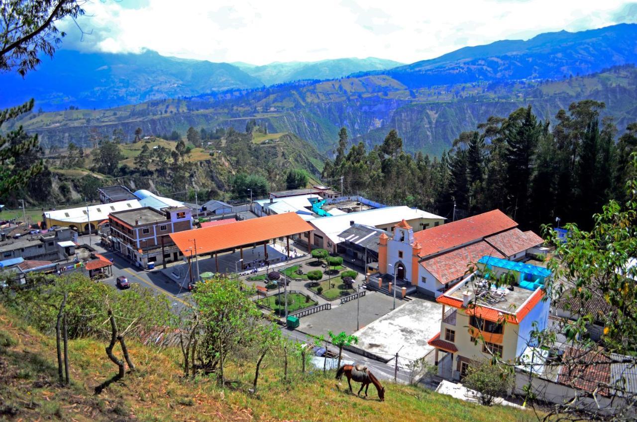 Lagoon Hotel Chugchilán 外观 照片